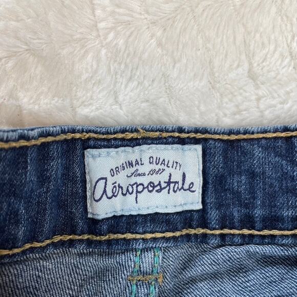 AEROPOSTLE Juniors 1/2 Blue Jean Cuffed Denim Shorts y2k Cutoff Low Rise 28 - Picture 2 of 4